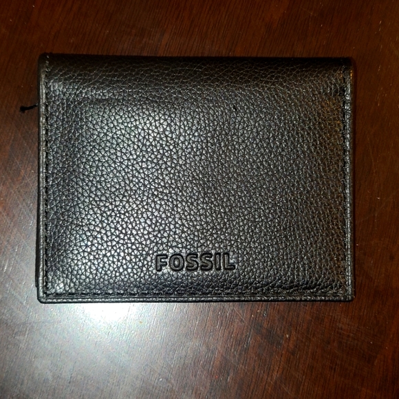 Fossil Cardholder - Picture 1 of 3